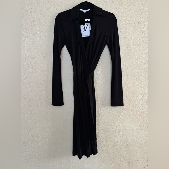 NWT | Diane von Furstenberg | DVF | New Jeanne Two Black Wrap Dress - Size 2 - Picture 4 of 8